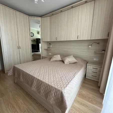 2 Bedroom Komplex Andalusia Elenite With Terrasa And Sea Апартаменты