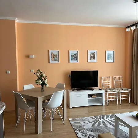 2 Bedroom Komplex Andalusia Elenite With Terrasa And Sea Апартаменты Свети-Влас