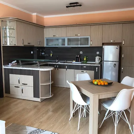 2 Bedroom Komplex Andalusia Elenite With Terrasa And Sea Apartment