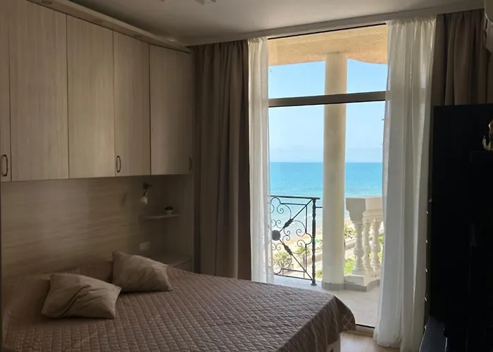 2 Bedroom Komplex Andalusia Elenite With Terrasa And Sea Апартамент Свети Влас