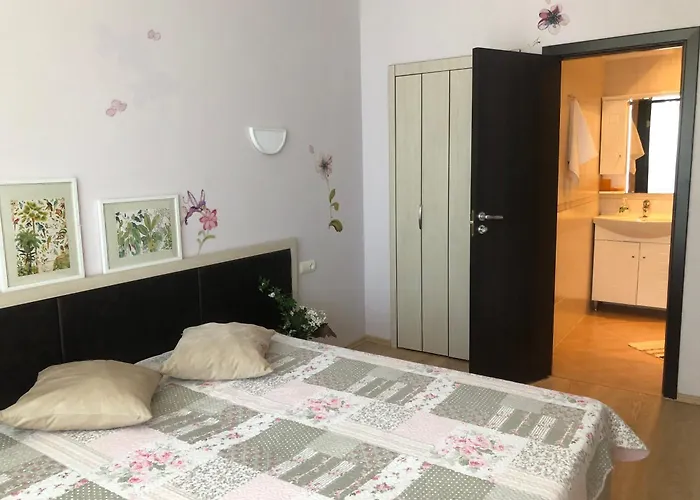 2 Bedroom Komplex Andalusia Elenite With Terrasa And Sea Апартамент *